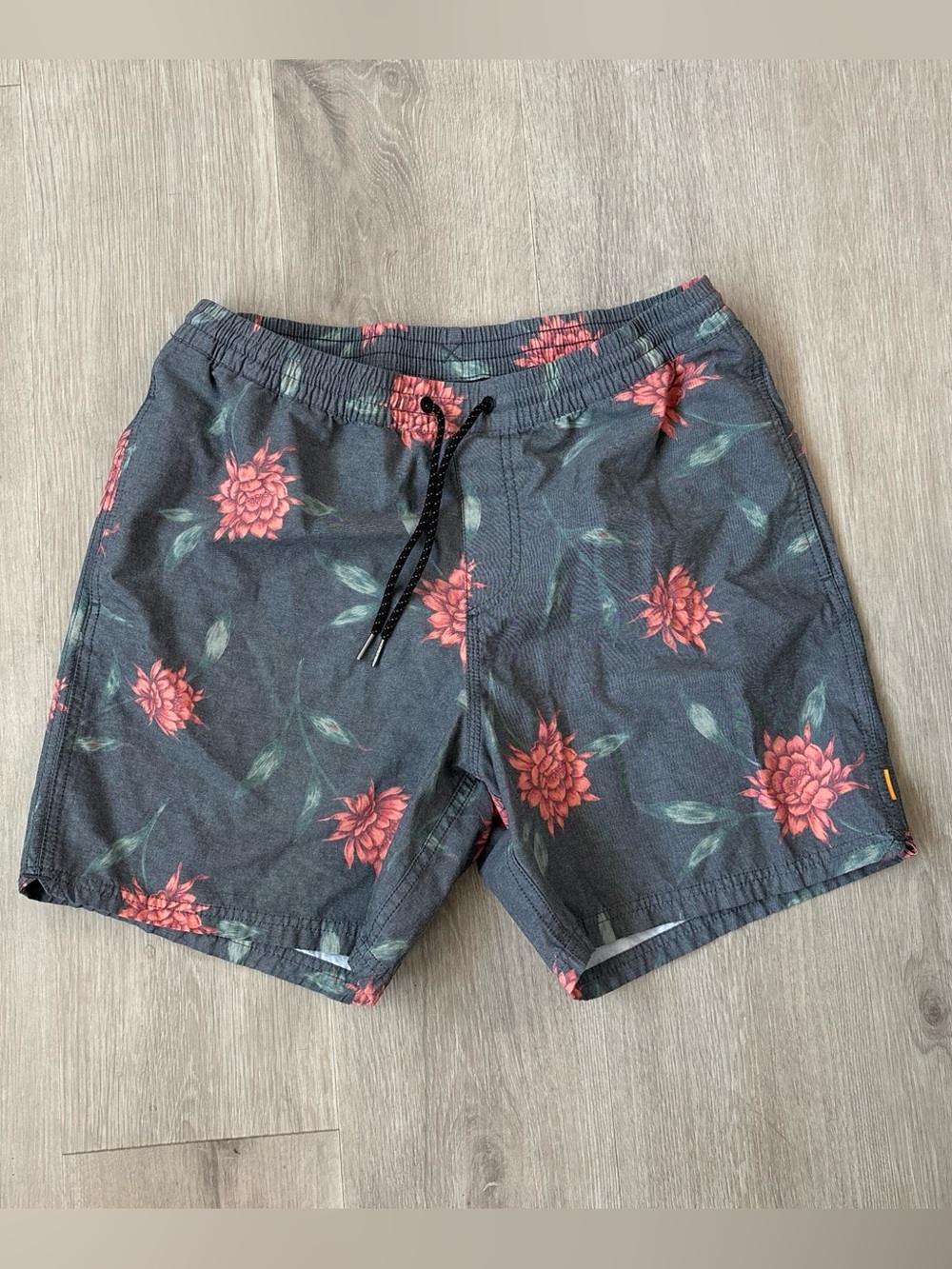 Mens Quiksilver Waterman collection swim trunks large